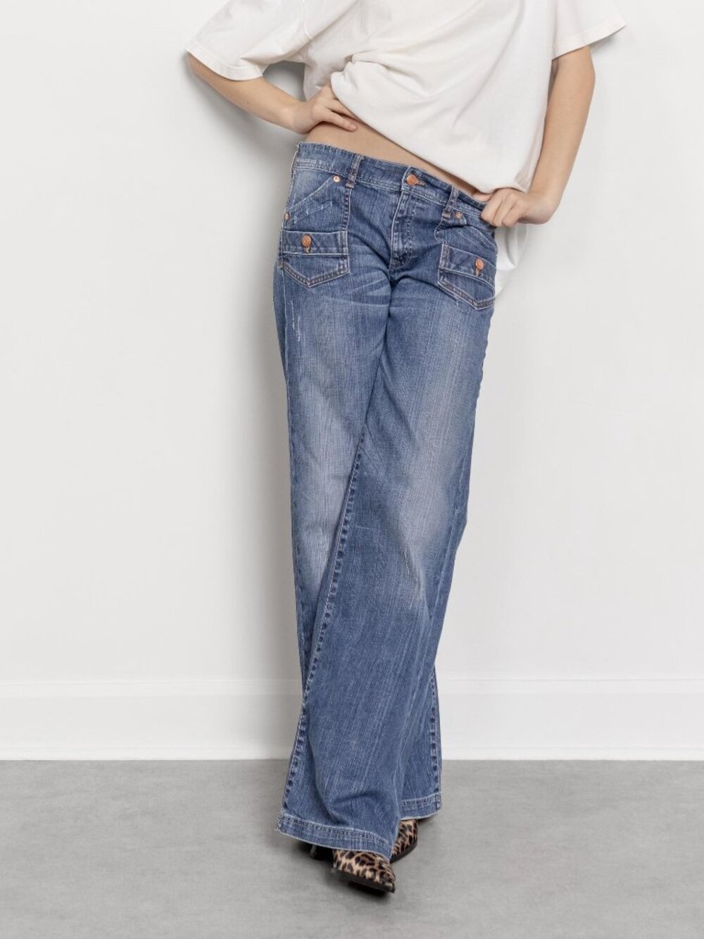 Low Rise Baggy Wide Leg Jeans Y2K 2000's Vintage Denim / 38 Inch Hips / Size 5 6 - Picture 14 of 14